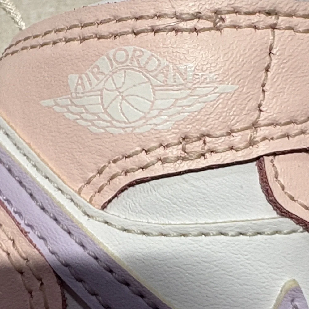 Nike Kids Light Pink and White Sneakers